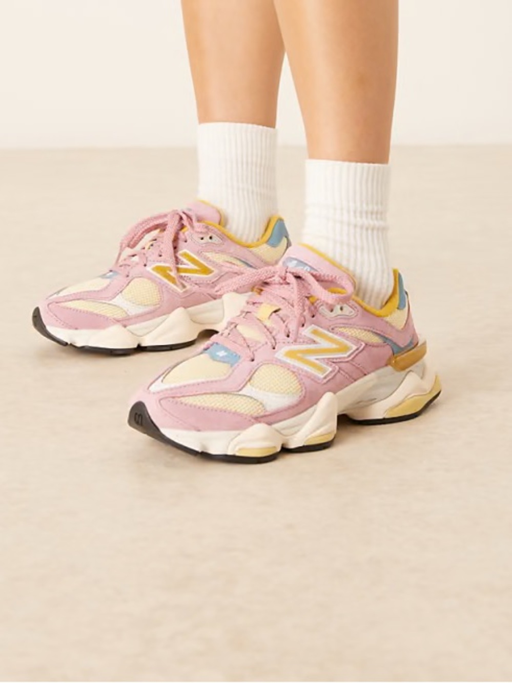 New Balance 9060 Pink Taffy Calcium Women’s Sneakers Size 7